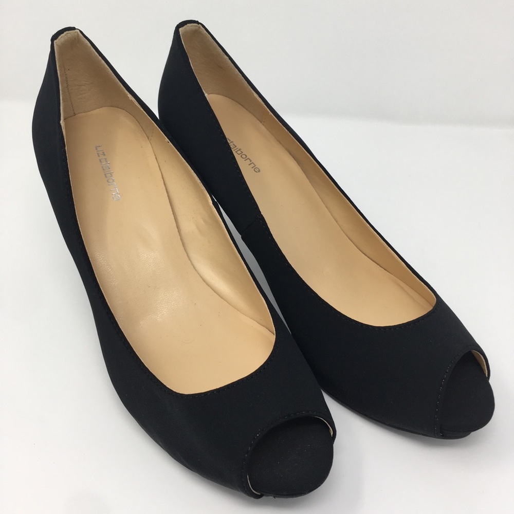 Liz Clairborne Size 8 Cute Black/Tan High Heels